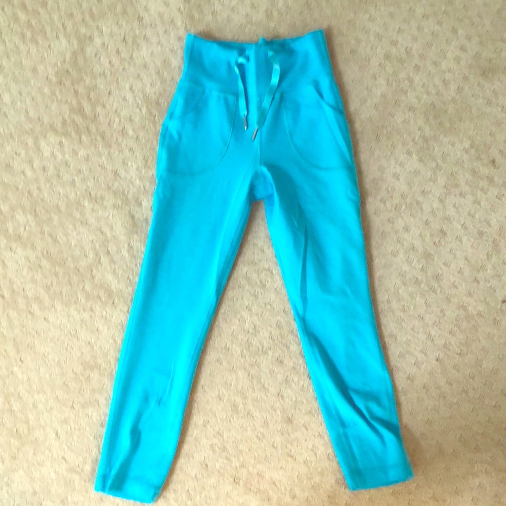 Lululemon blue crop legging